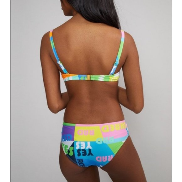 NEW NWT Cynthia Rowley Lola Good Vibes Graphic Bikini Top Bra Bralette Medium - Picture 15 of 15